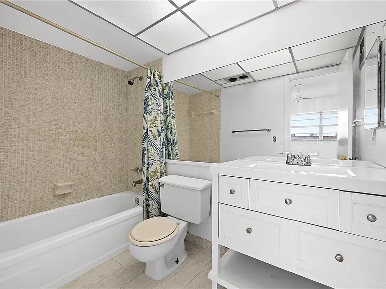 5031 W Oakland Park Blvd #309 — Photo 12