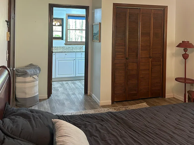240 Rose Ln — Photo 51