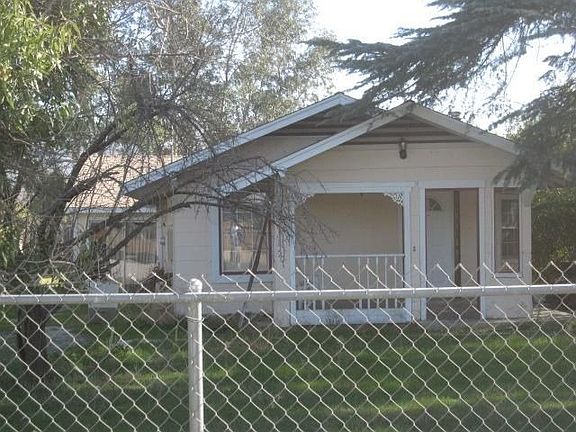 2nd image of 25460 Fairview Ave