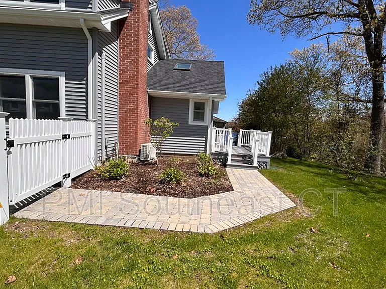 51 Lake Ave — Photo 4