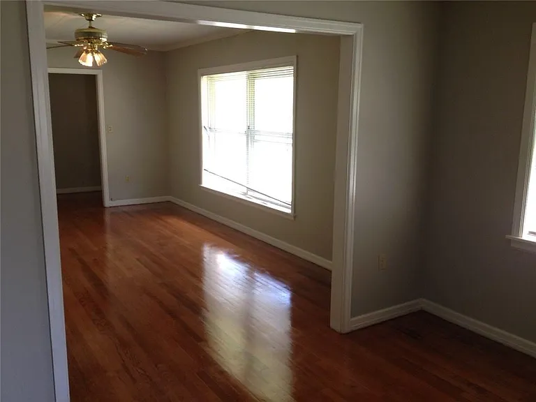 306 Alpine St — Photo 4