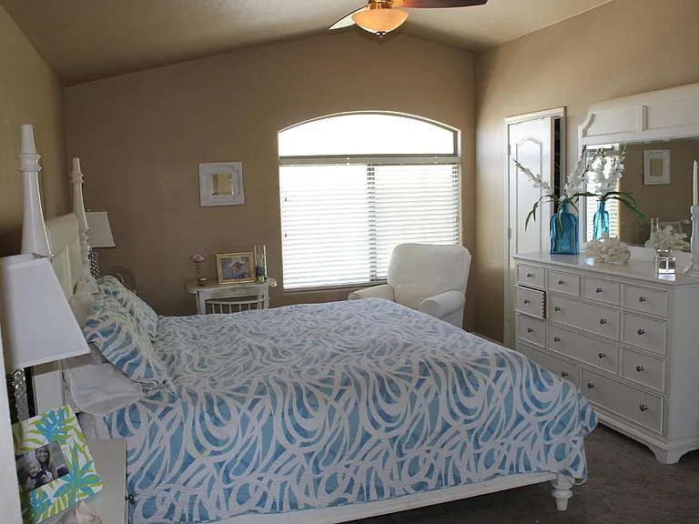 2421 W Silver Sage Ln — Photo 14