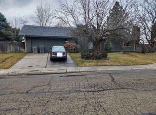 10165 W Burntwood Ct, Boise, ID 83704