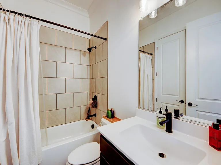 1125 Kirkland Cir — Photo 31
