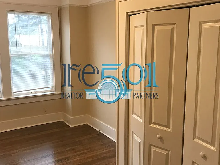 1305 Kavanaugh Blvd #A — Photo 43