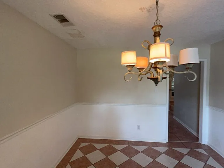 18507 Sweetmeadow Dr — Photo 13