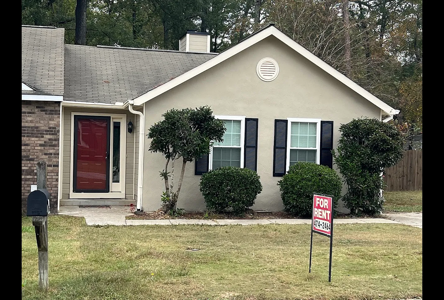 2 bed, 1083 sqft, $1,300 — Photo 1