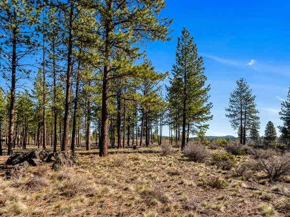 18862 Sutherland Ct, Bend, OR 97702