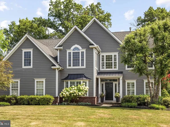 5654 Timberly Ln, Pipersville, PA 18947