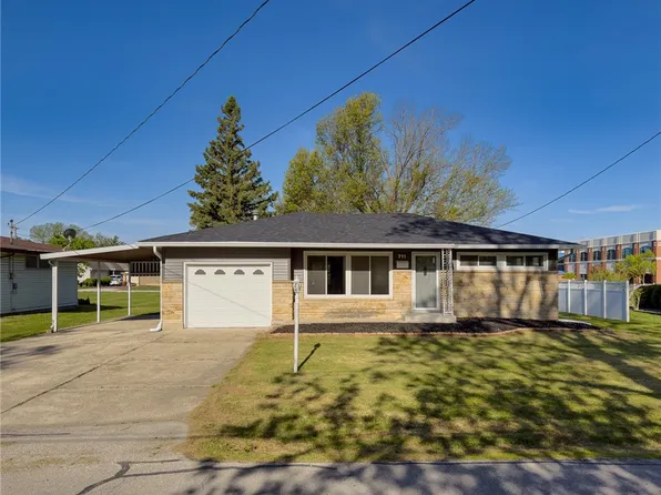 711 N Cleveland St, Effingham, IL 62401