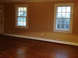 27 Bank St, Sunbury, NC 27979
