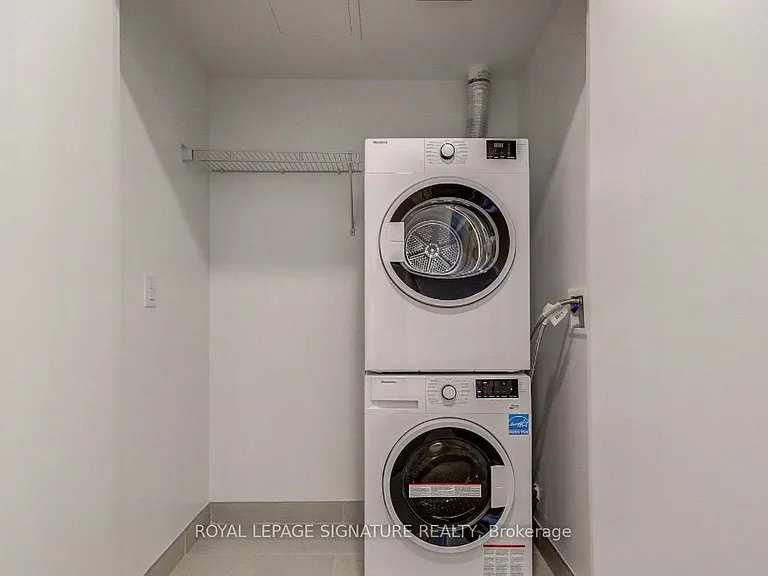 2495 Eglinton Ave W #1607 — Photo 10