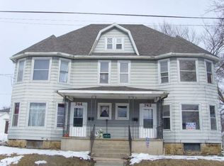 744 W Elk St, Freeport, IL 61032