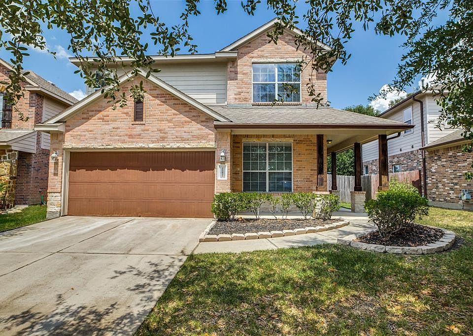 1st image of 21433 Naples Hollow Ln