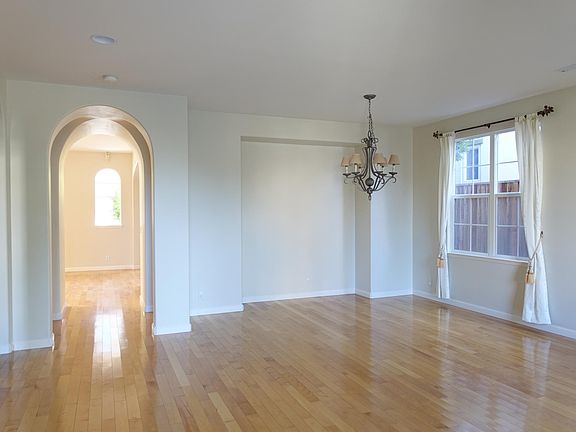 4th image of 3615 Lago De Bracciano St