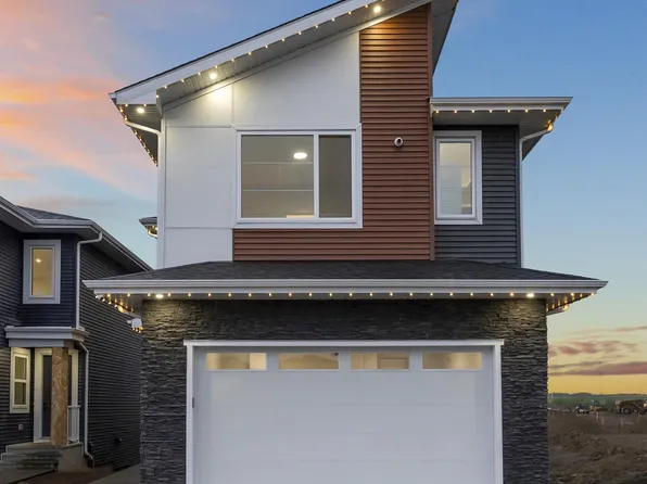 3305 Chickadee Dr NW, Edmonton, AB T5S 0K9