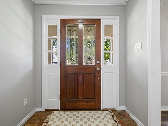 5th image of 10541 Hunters Ridge Dr
