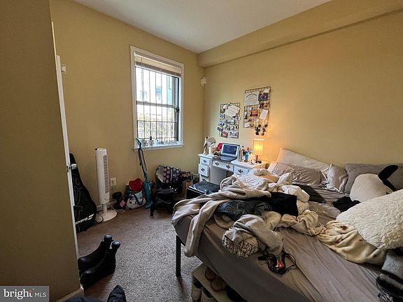 5th image of 2134 N Carlisle St #A