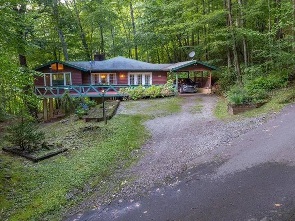 375 Rabbit Track Trl, Franklin, NC 28734