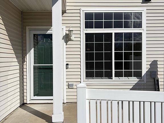 5th image of 2989 Boulder Ridge Dr NW