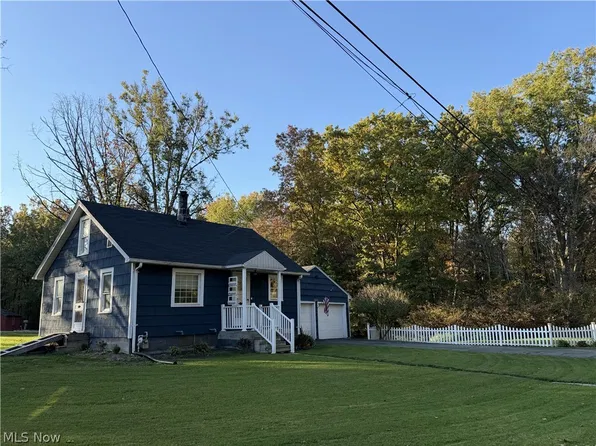 1688 Broadway St, Niles, OH 44446