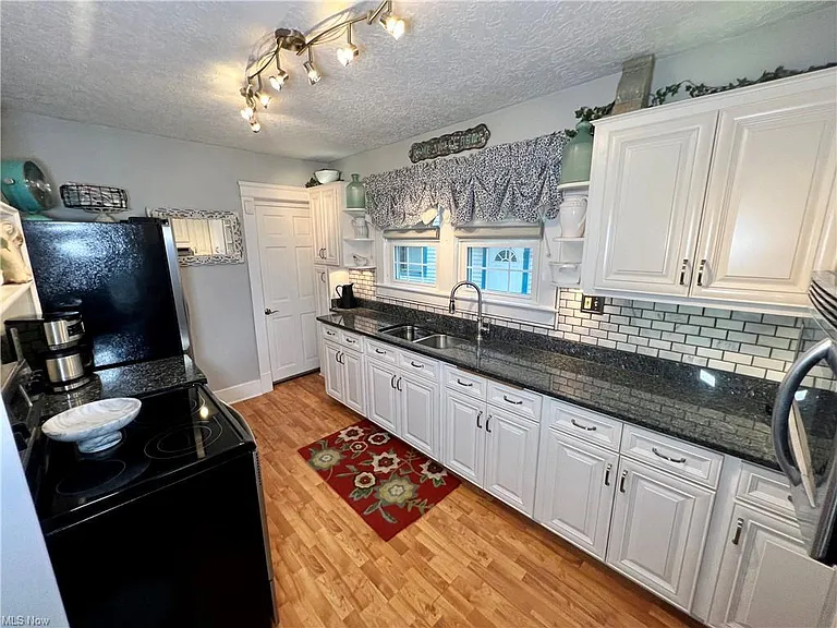 1214 Grant St SE — Photo 7