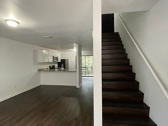 3rd image of 1560 Kay Ave APT D