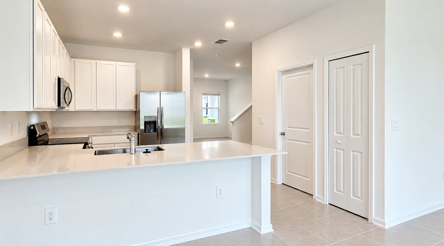 3 bed, 1689 sqft, $2,350 — Photo 4
