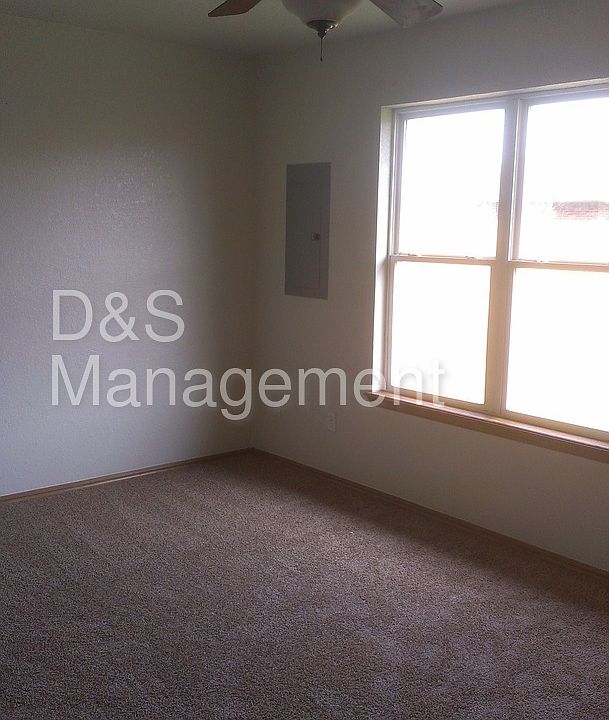 1st image of 15112 Kyle Dr