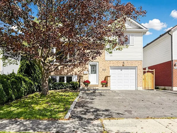 816 Beatrice St E, Oshawa, ON L1K 2H7