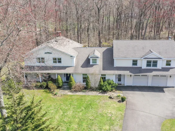 17 Sullivan Drive, Redding, CT 06896