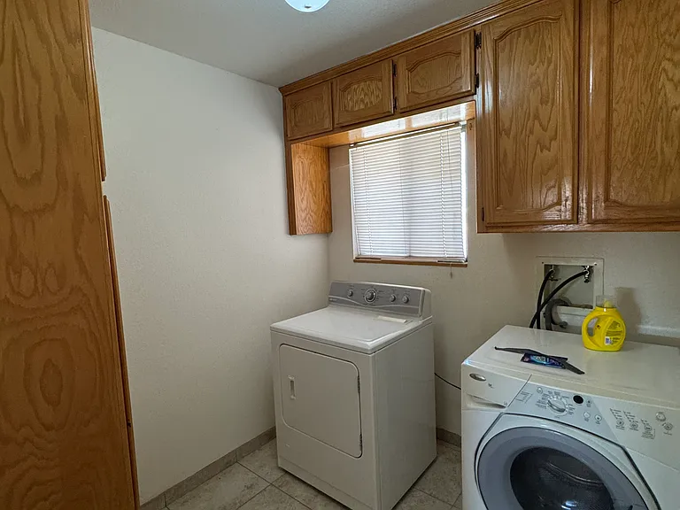 9224 Greenwood Ave — Photo 11