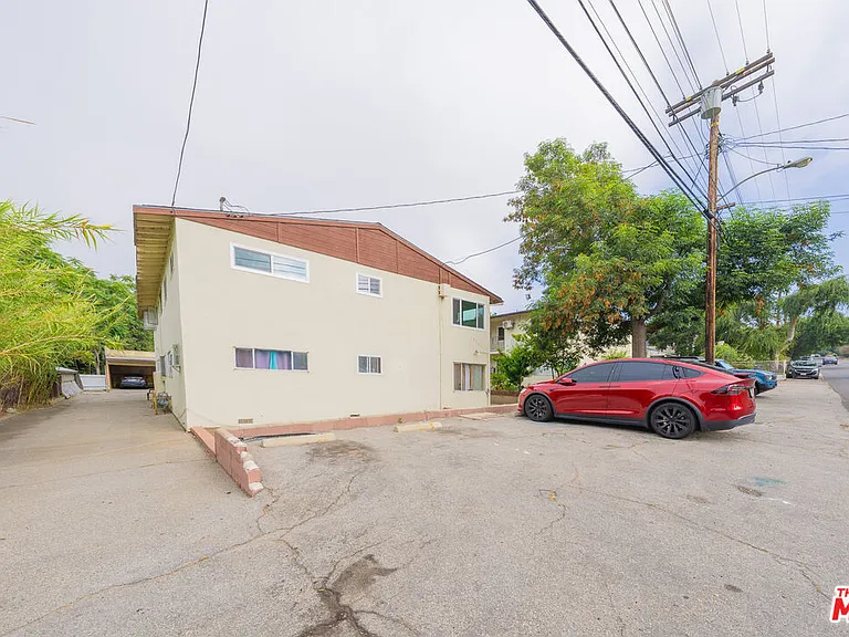 10043 Haines Canyon Ave #F — Photo 19