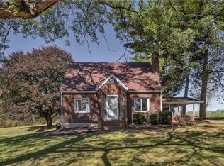 169 Brandon Rd, Slippery Rock, PA 16057