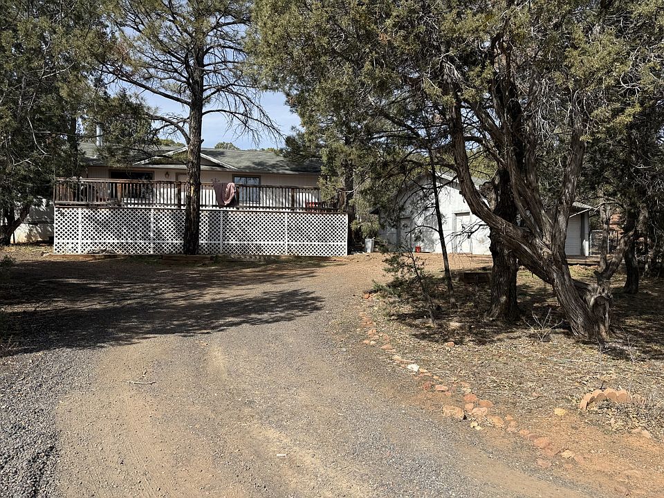 1st image of 826 Heart Straight Ln