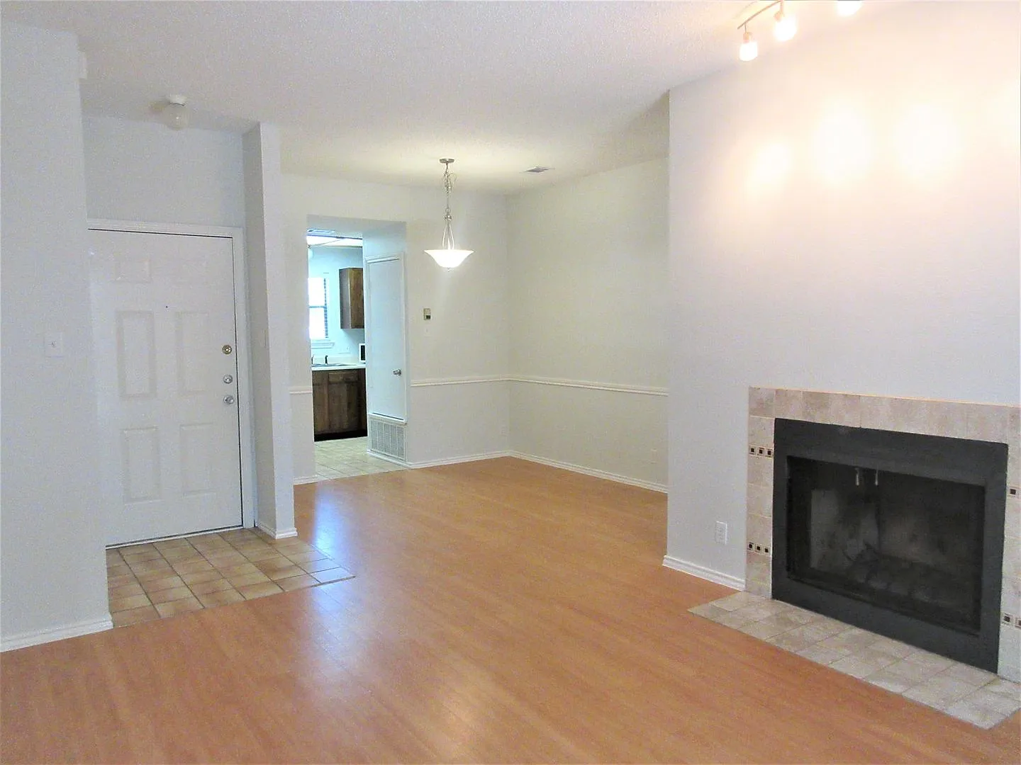 CO111 — Photo 3