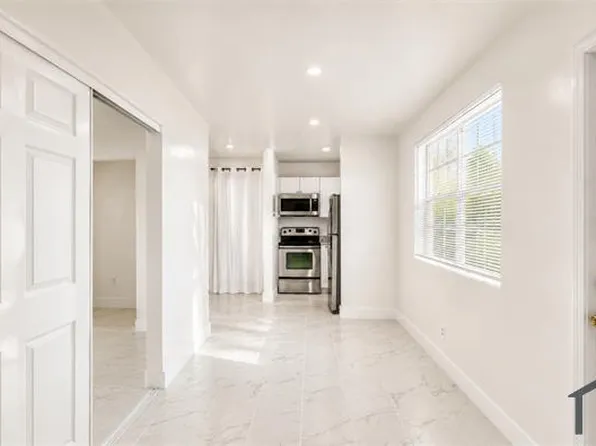 6950 NW 8th Ave, Miami, FL