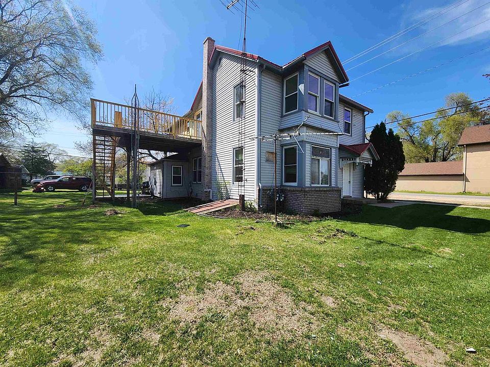 102 South 4th Street, Avoca, WI 53506 Zillow