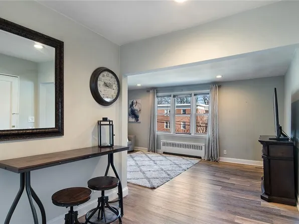 7 Wainwright Avenue #2B, Yonkers, NY 10710