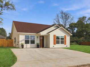 215 Fleming St, Longview, TX 75604