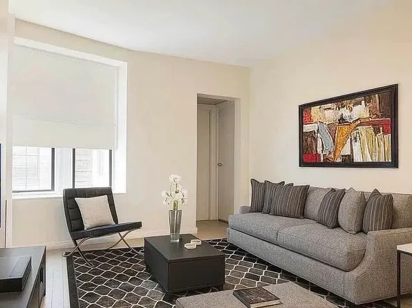 551 Hinsdale St #4, Brooklyn, NY 11207