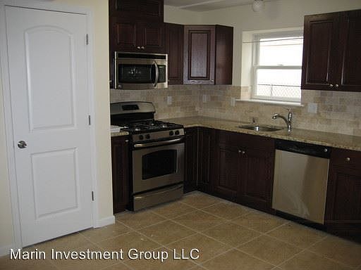 2nd image of 145-147 Clifford St