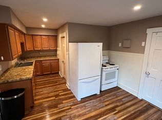 15 Winthrop Ter APT 4, Warren, MA 01083
