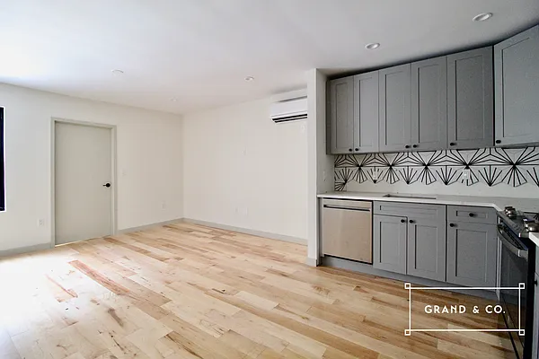 Rented by Grand & Co. | media 11