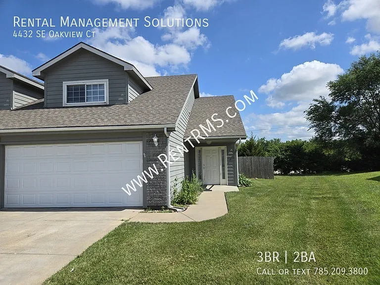 4432 SE Oakview Ct — Photo 2