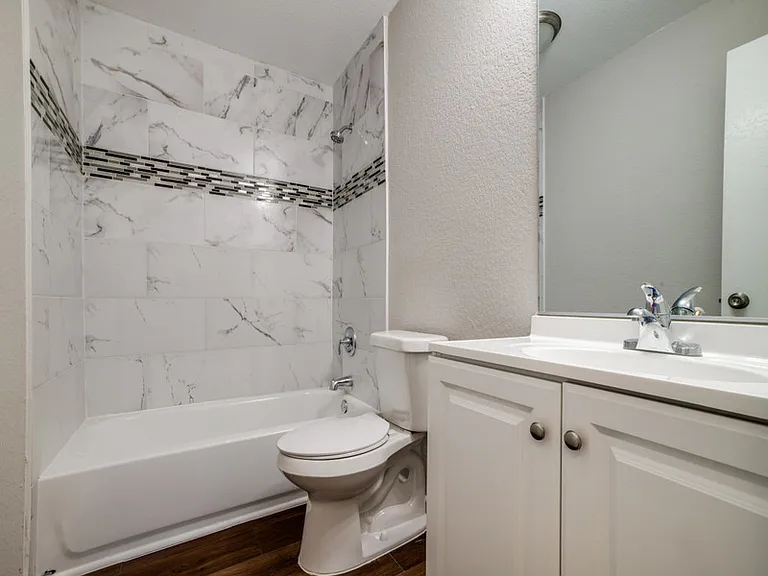 287 Eldon St #1 — Photo 19