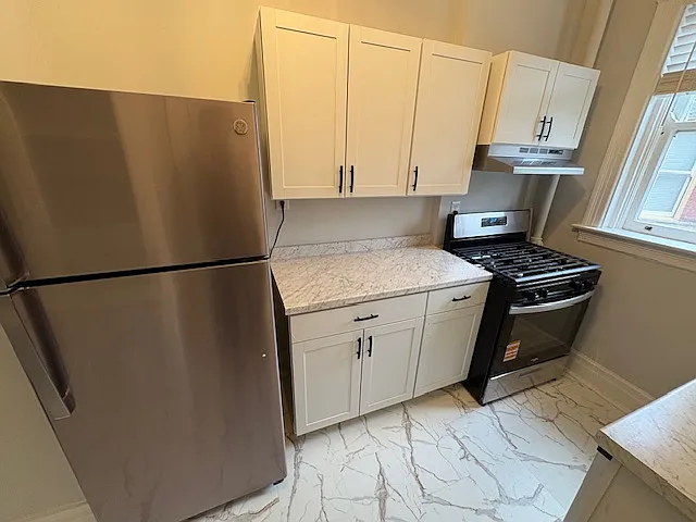 220 Loraine Ave #3 — Photo 6