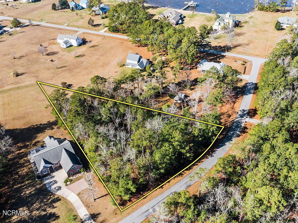 1st image of 123 Little Creek Drive