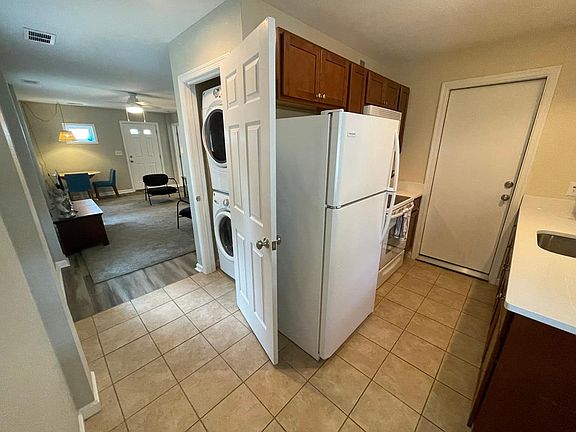 Kitchen, Washer and Dryer