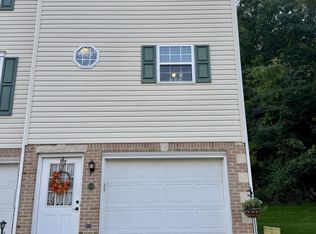 808 Mount Pleasant Rd, Greensburg, PA 15601